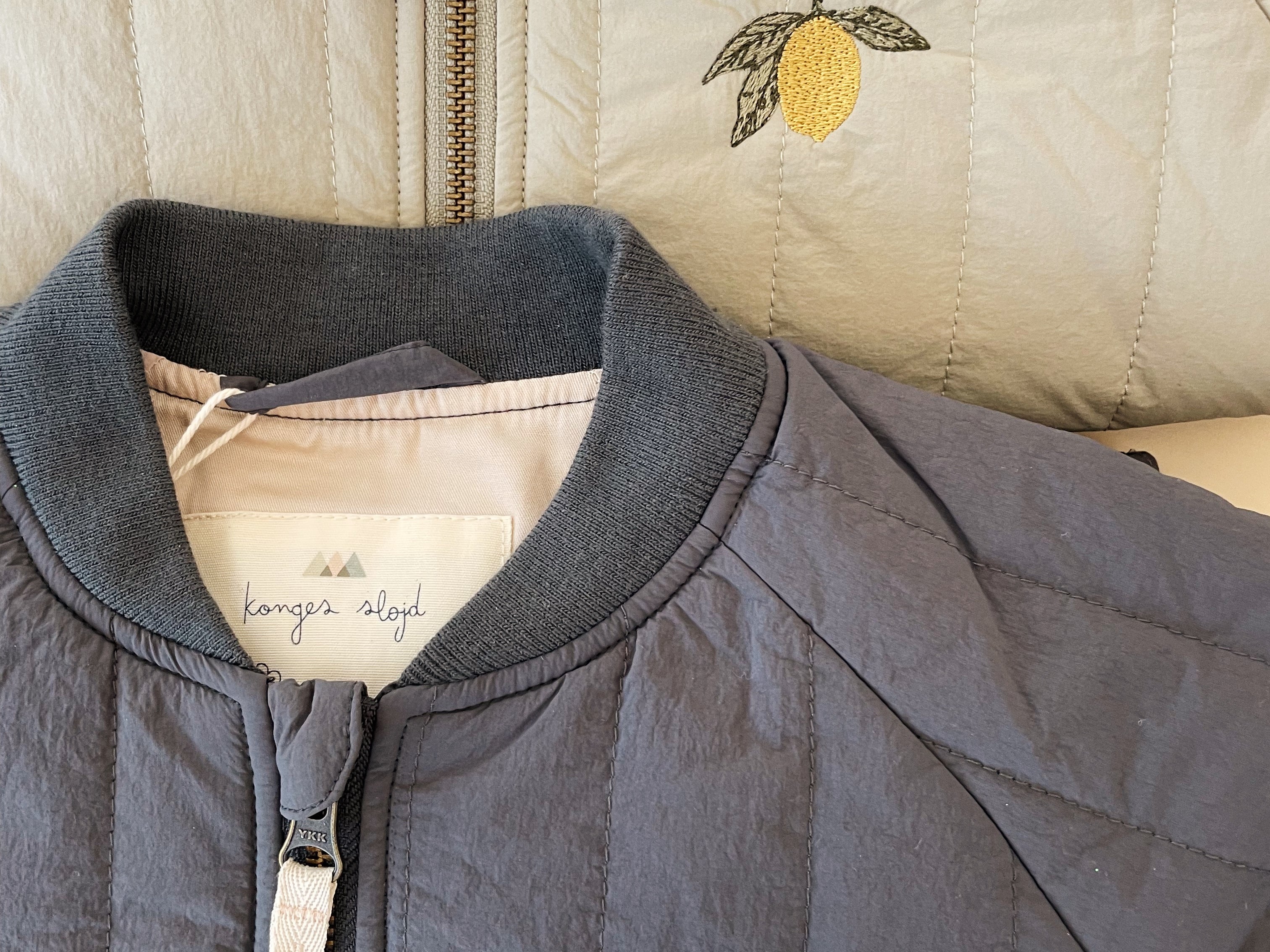 Konges Sløjd A/S JACKETS & COATS laurel oak