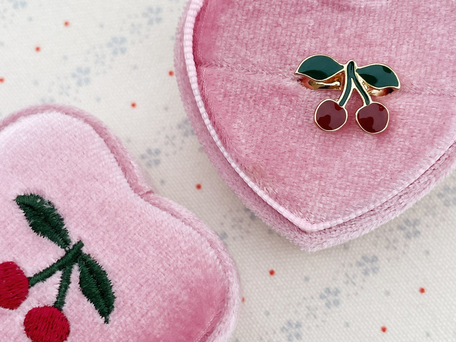 Konges Sløjd A/S Schmücken cherry