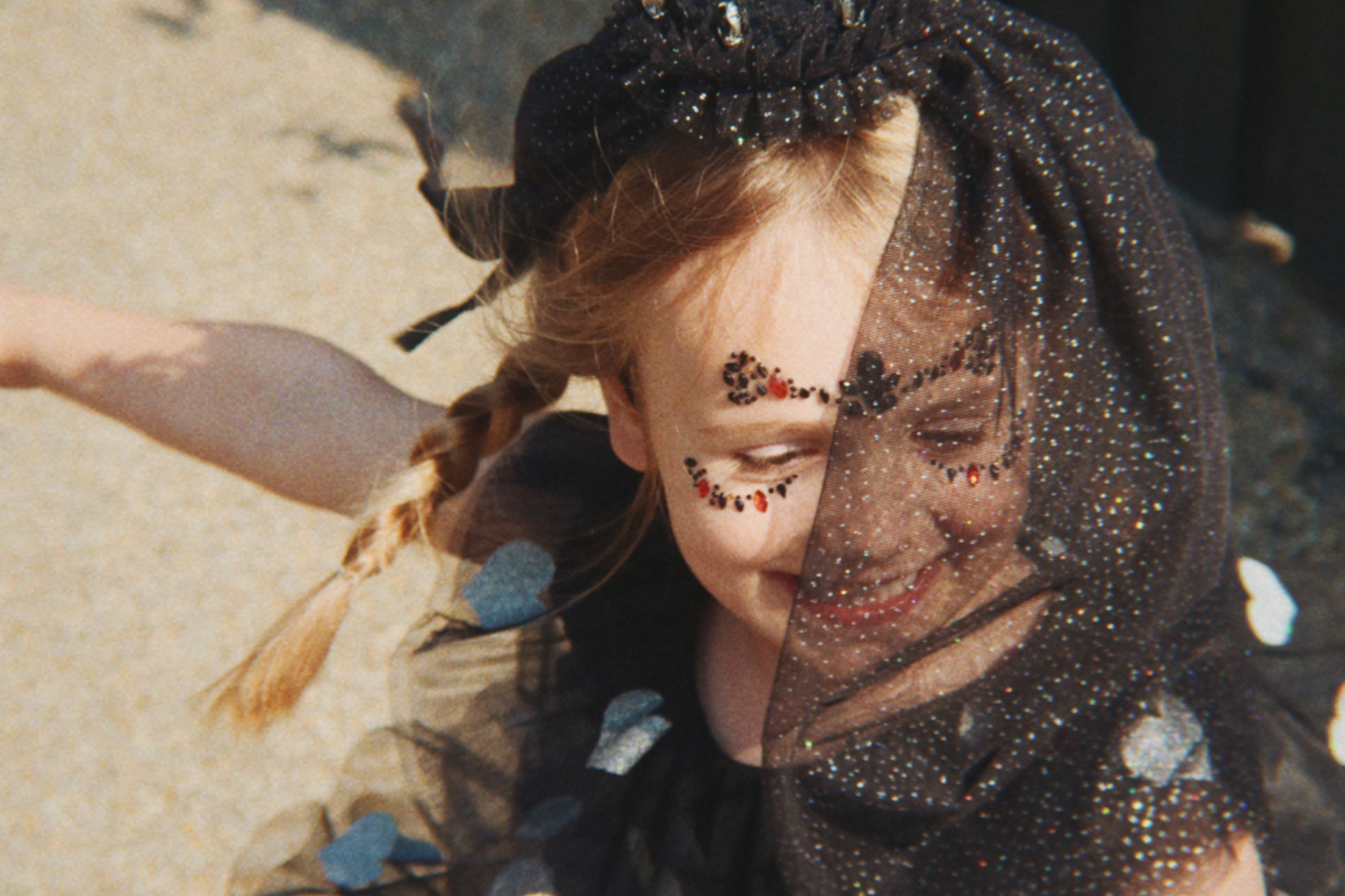 Konges Sløjd A/S Creative Accessoires red/black