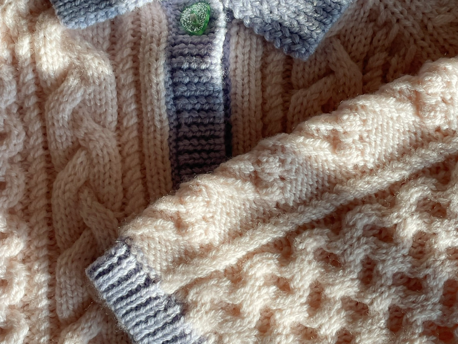Konges Sløjd A/S Strickblusen off white