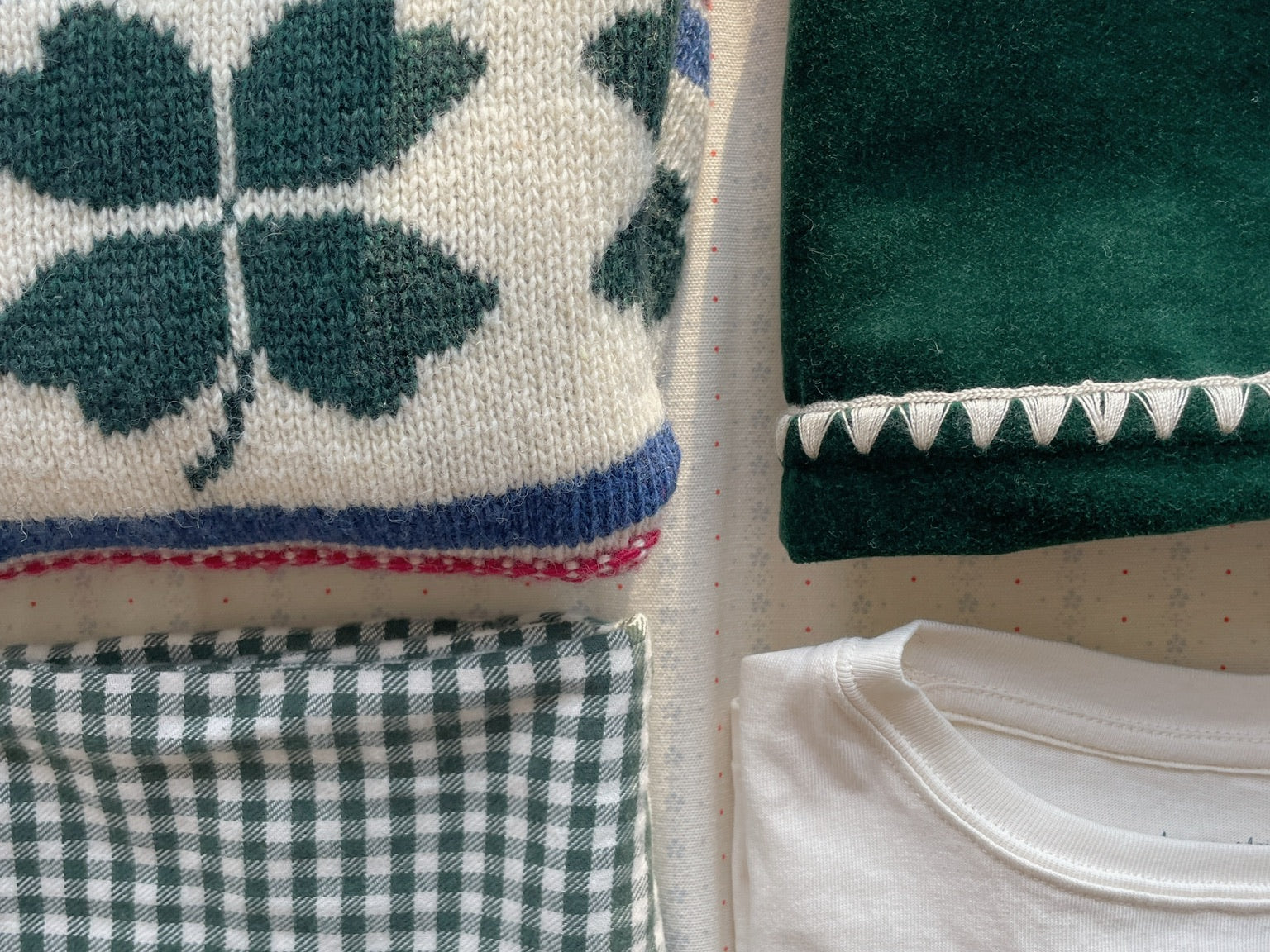 Konges Sløjd A/S KNITTED BLOUSES & VESTS clover