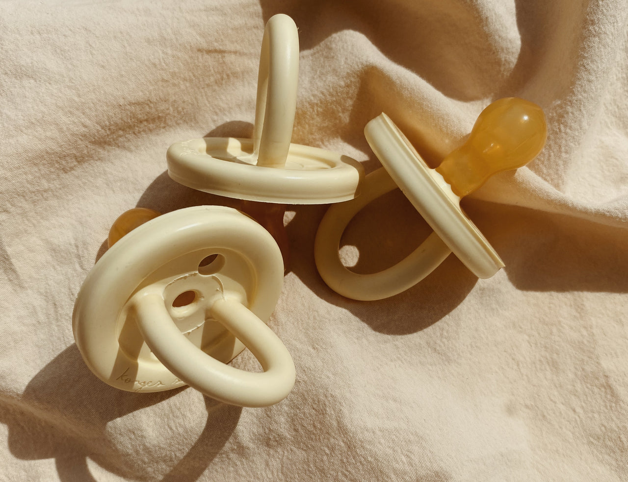 Konges Sløjd A/S PACIFIERS lemonade