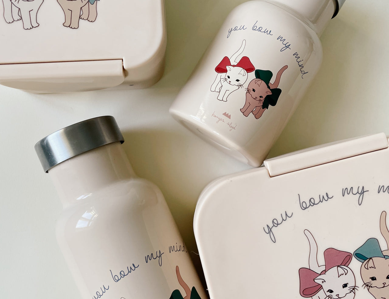 Konges Sløjd A/S DRINKING BOTTLES bow kitty