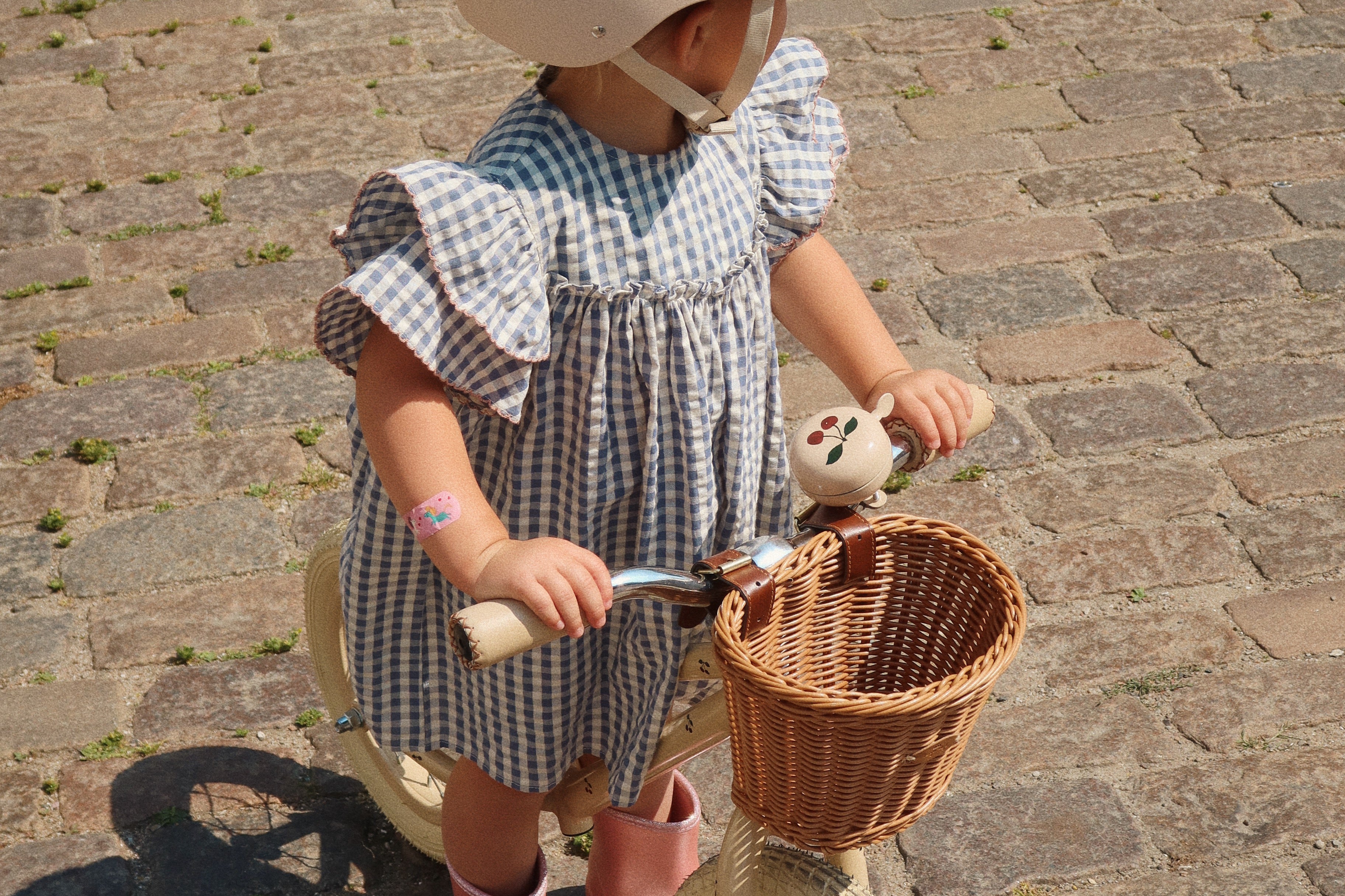 Konges Sløjd A/S OUTDOOR ACTIVITY PLAY cherry