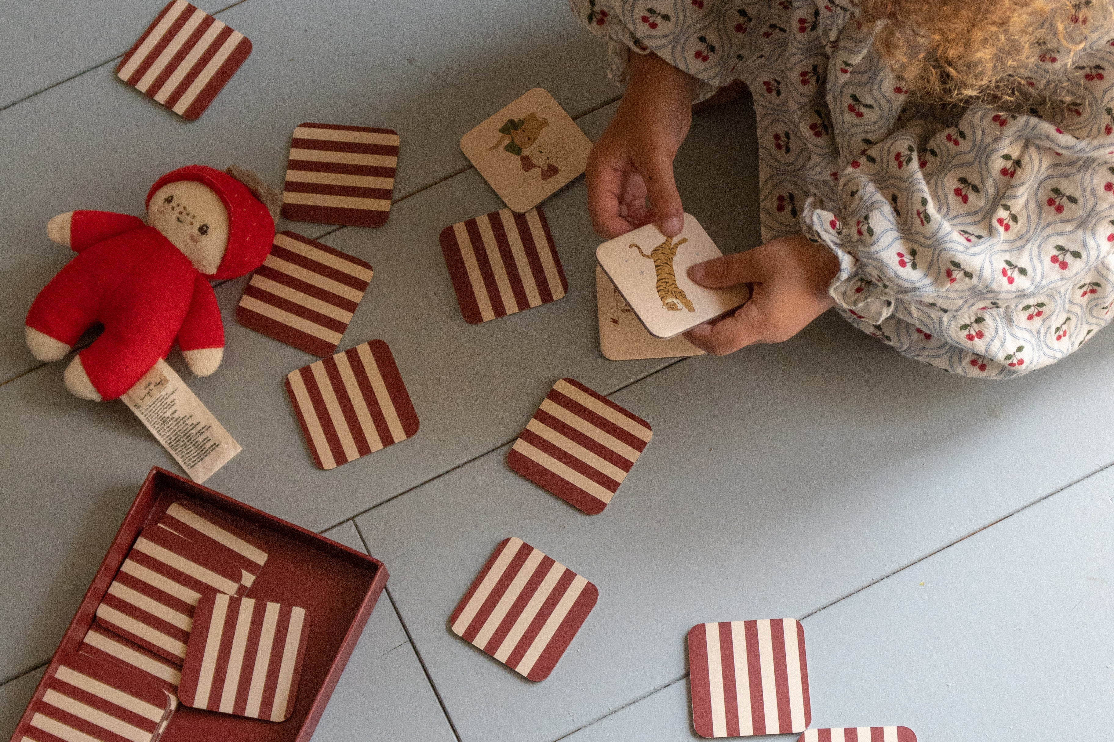 Konges Sløjd A/S GAMES beige