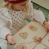 Konges Sløjd A/S Mütze christmas stripe