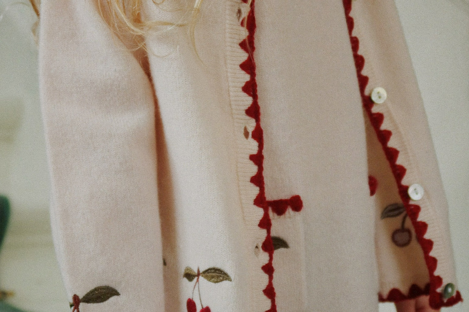 Konges Sløjd A/S Strickblusen off white