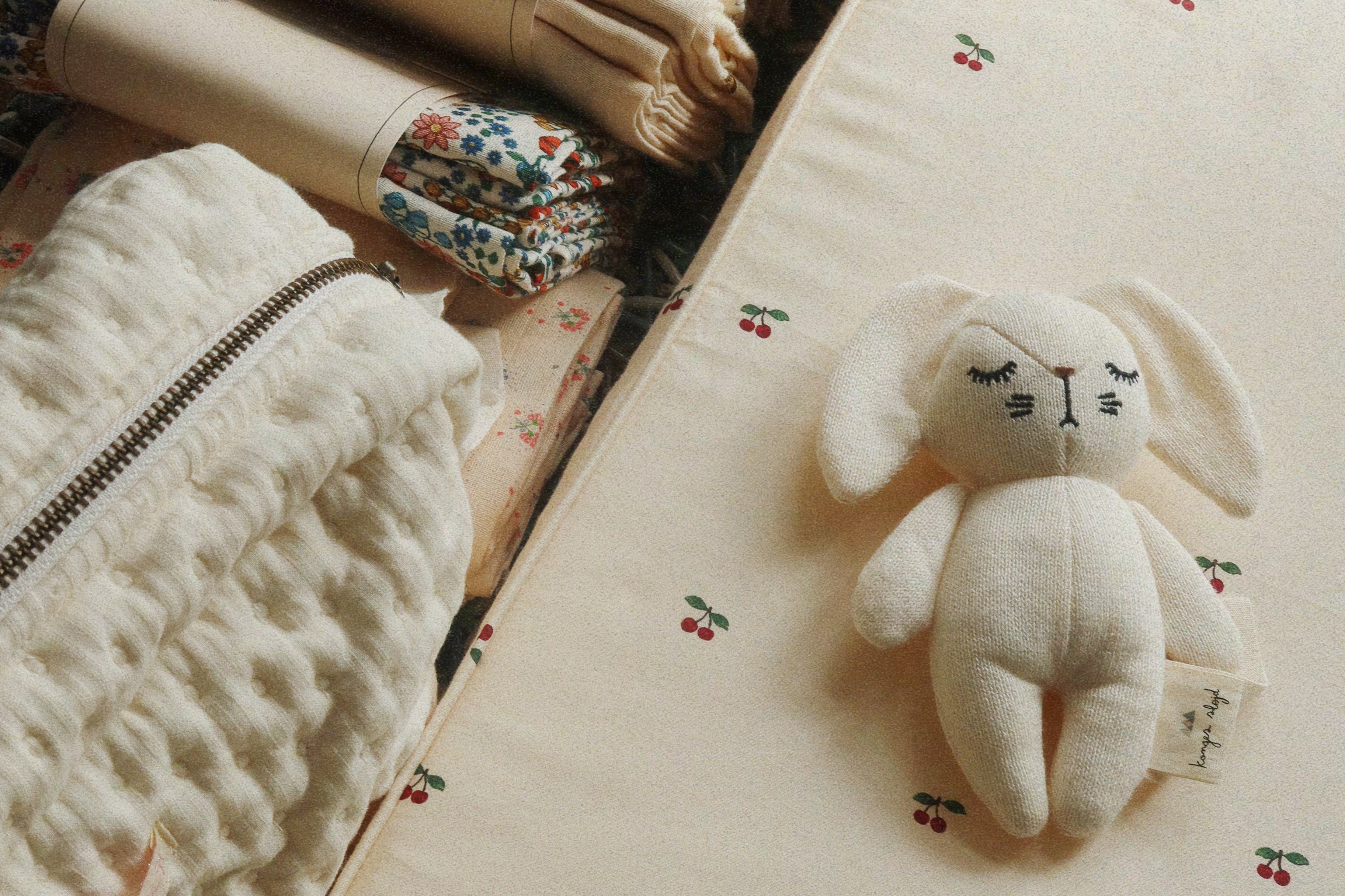 Konges Sløjd A/S Wickelunterlage cherry