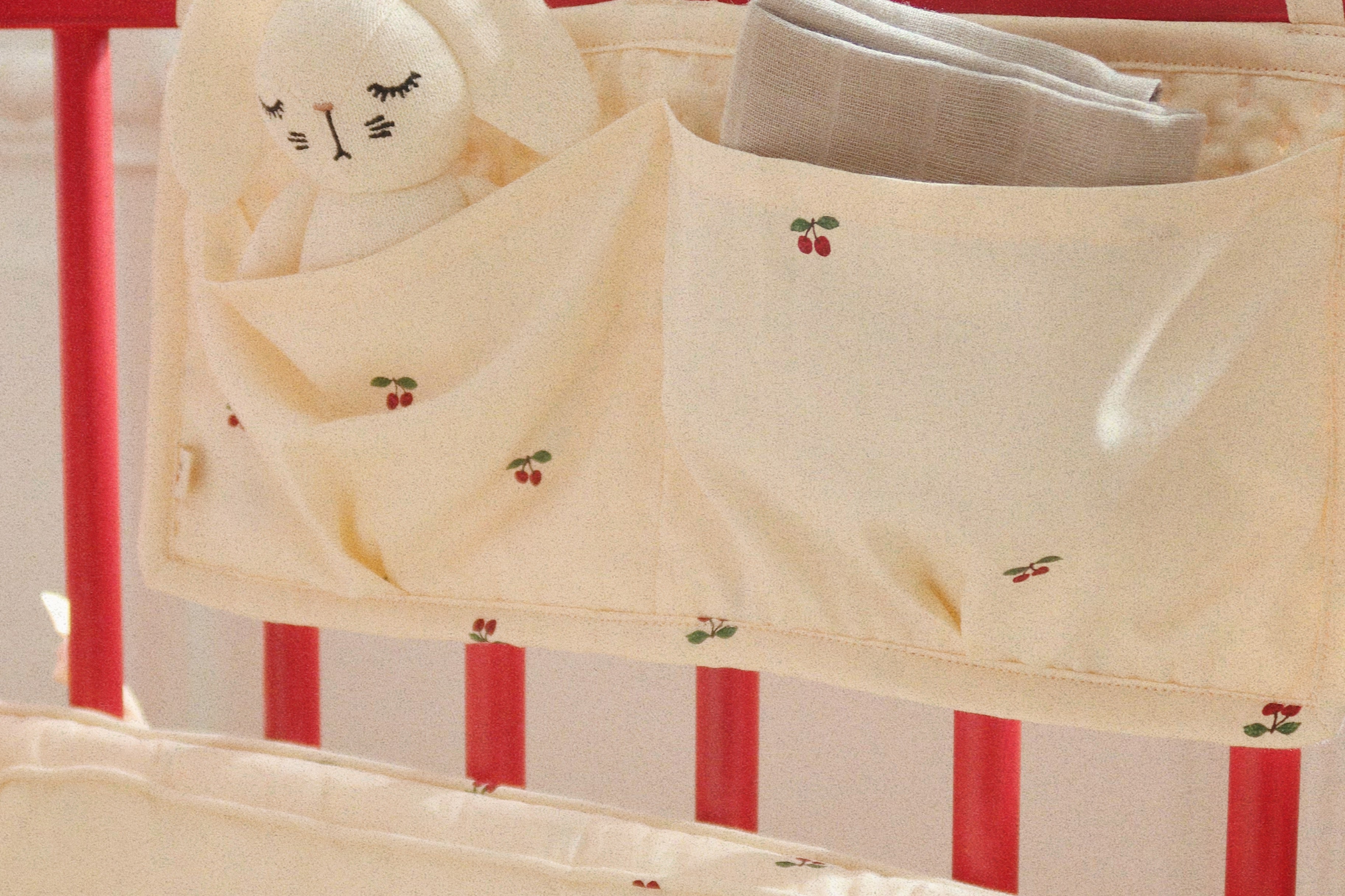 Konges Sløjd A/S Betttaschen cherry