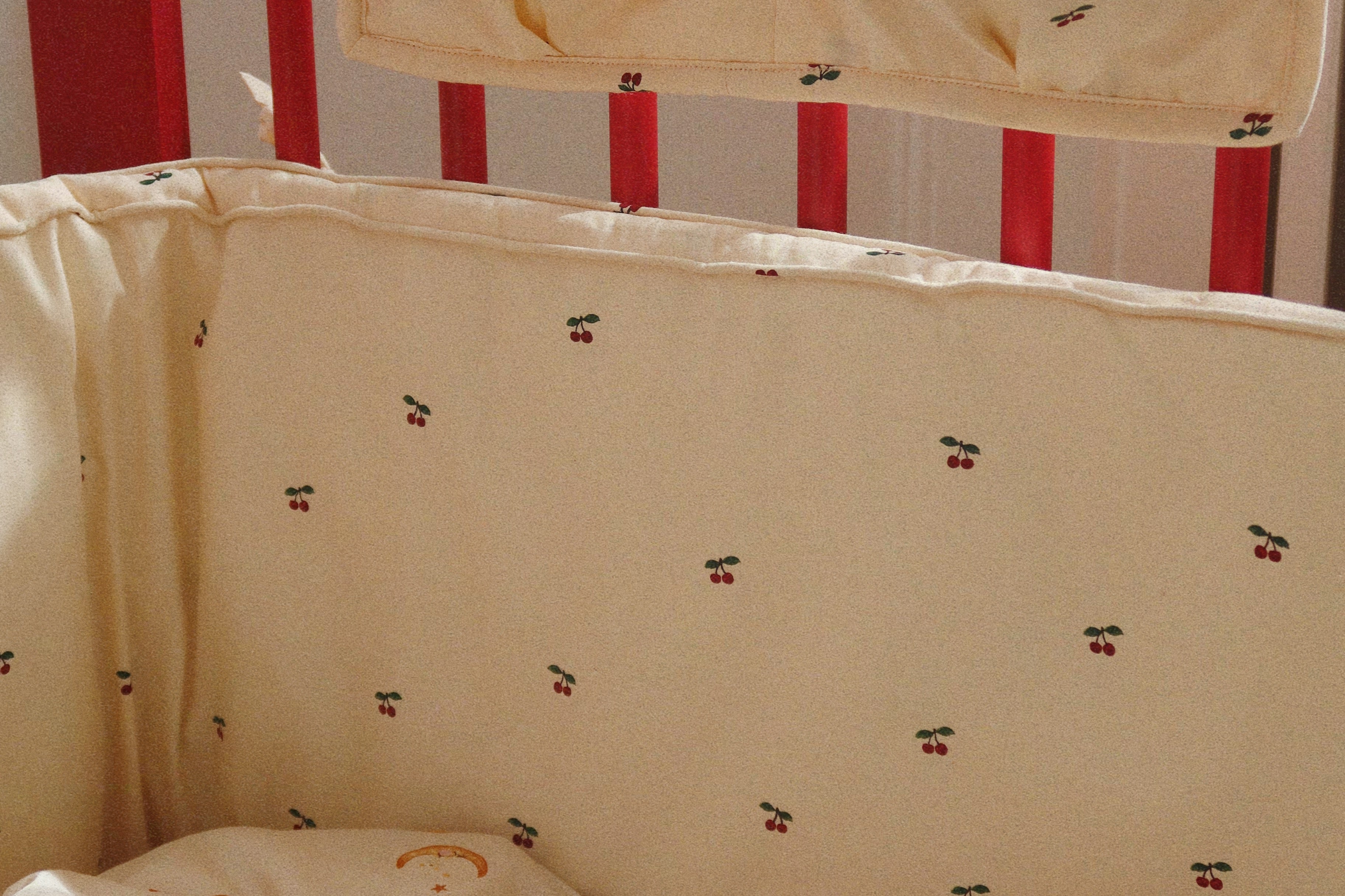 Konges Sløjd A/S BED POCKETS cherry