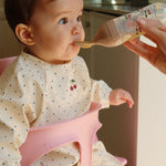 Konges Sløjd A/S Lätzchen navy dot/rain washed