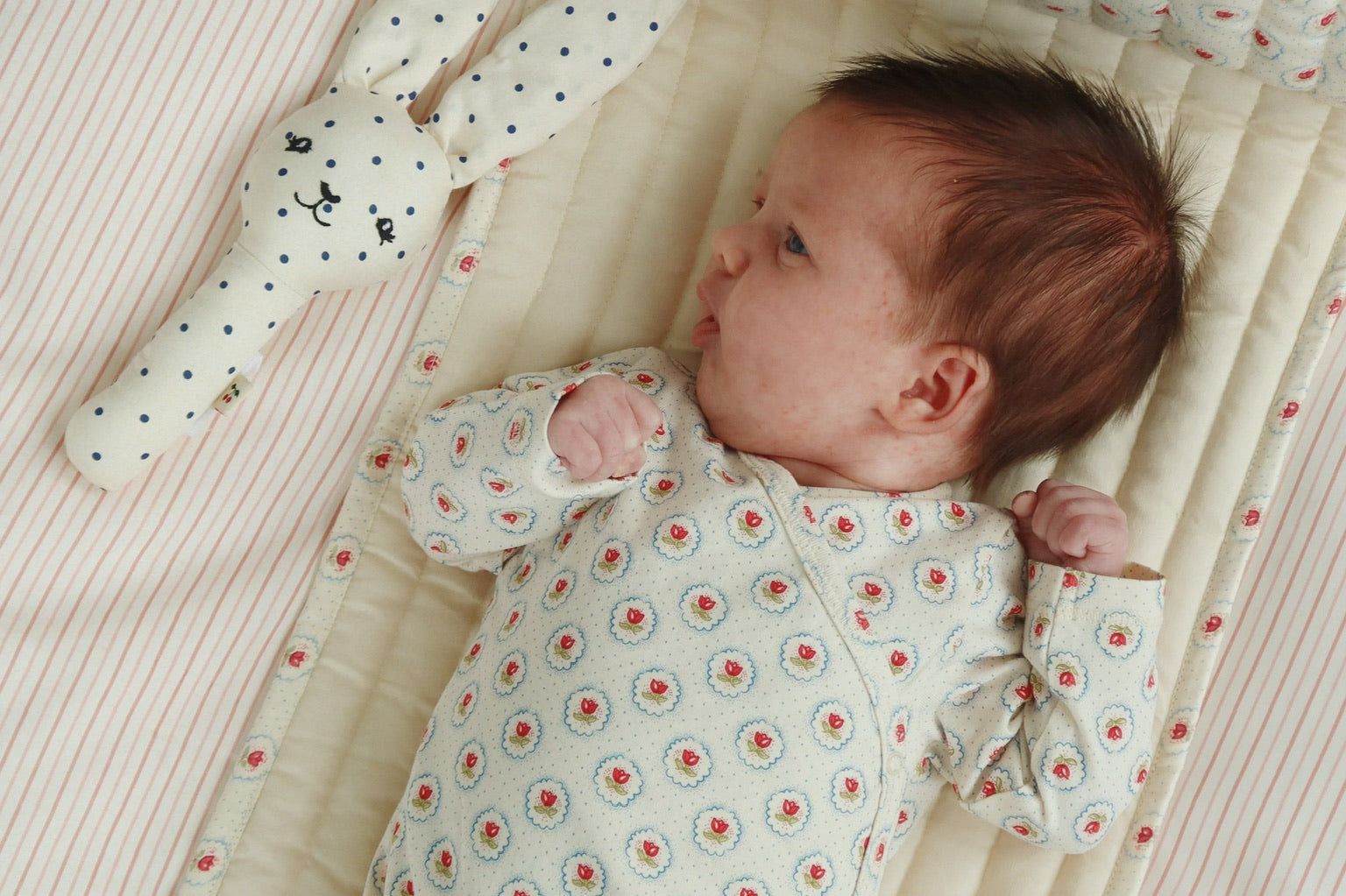 Konges Sløjd A/S Aktivitätsspielzeug estate dot