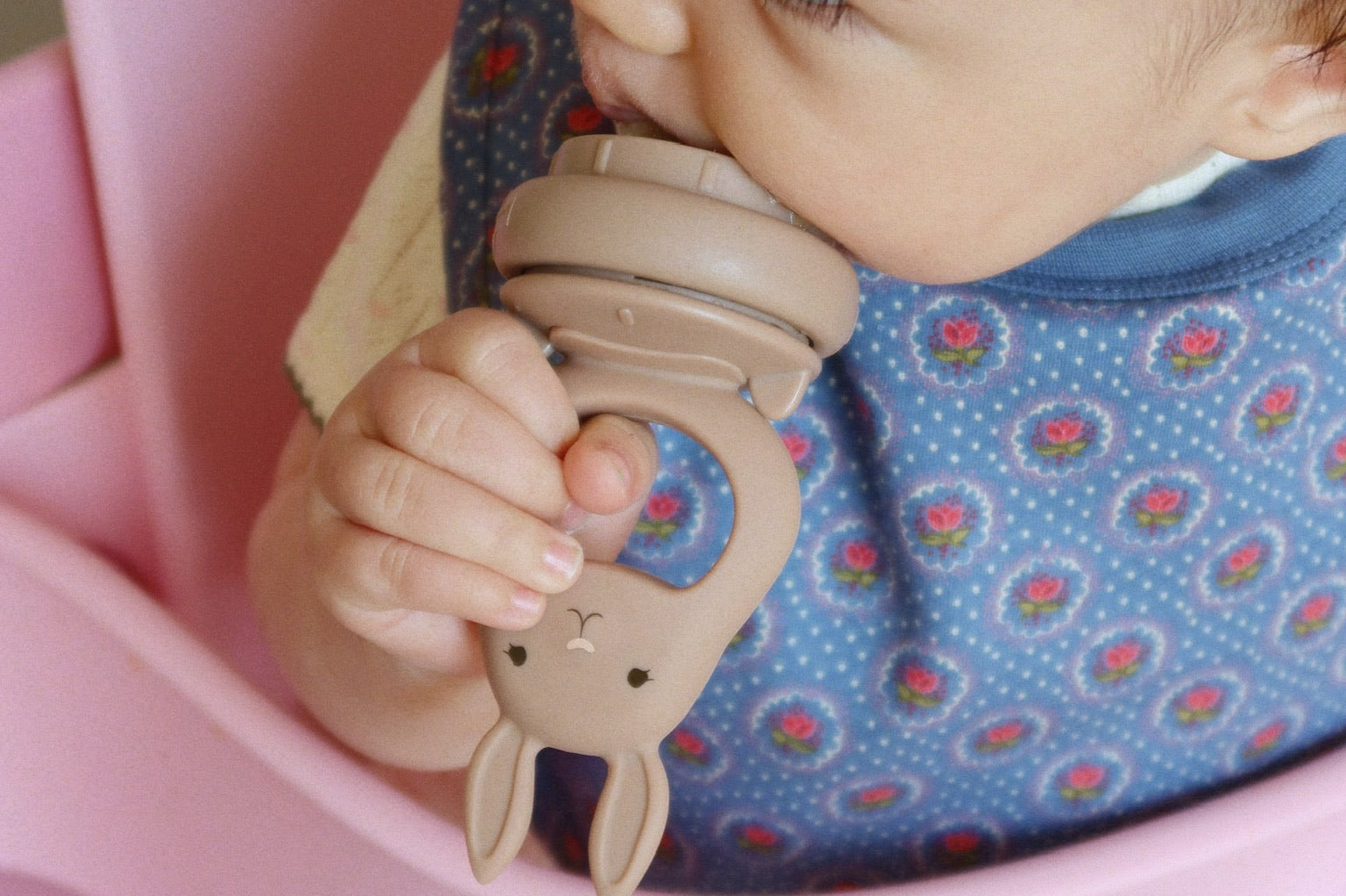 Konges Sløjd A/S FEEDING PACIFIER bark/shell