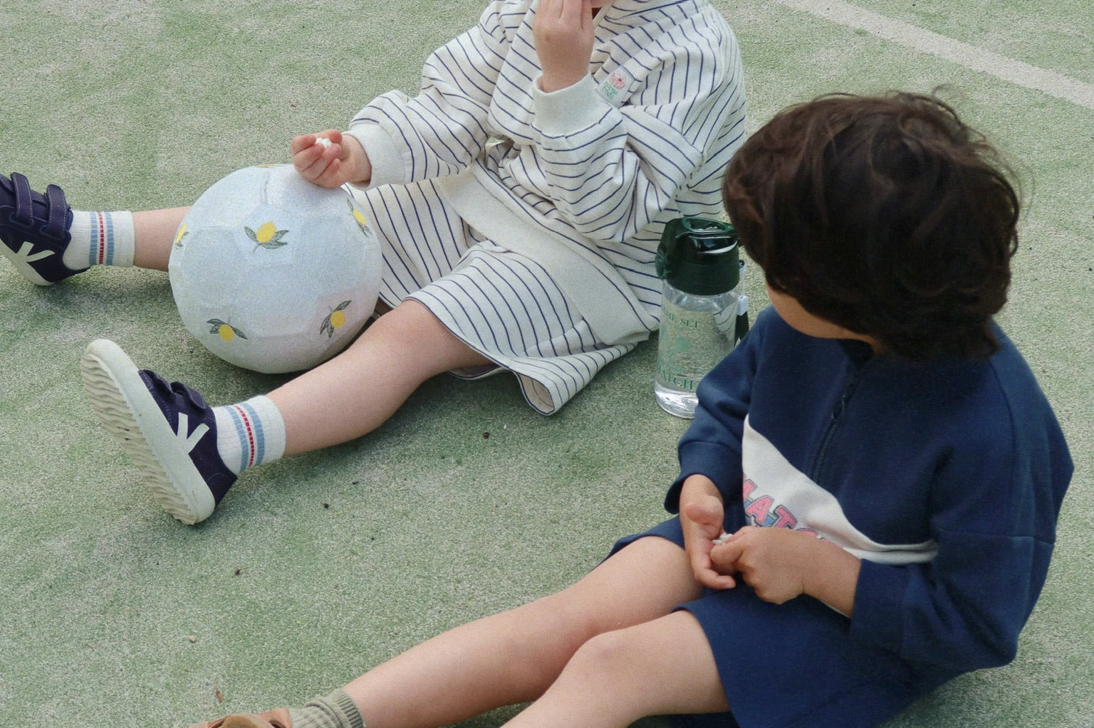 Konges Sløjd A/S Shorts & Pumphosen - Jersey flintstone stripe