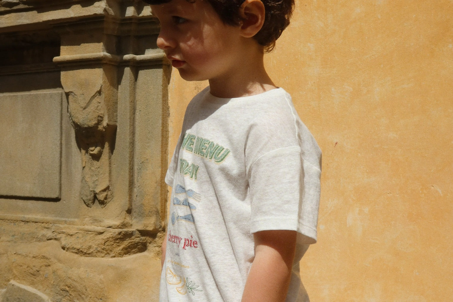 Konges Sløjd A/S JERSEY T-SHIRTS off white/on the menu