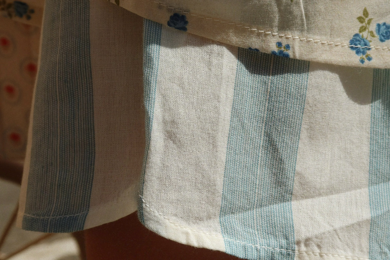 Konges Sløjd A/S WOVEN SHORTS & BLOOMERS soleil/bleu/basil stripe