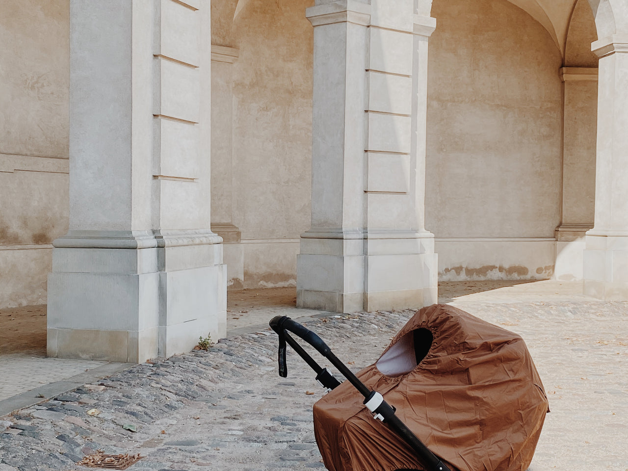 Konges Sløjd A/S PRAM COVERS cognac