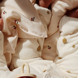 Konges Sløjd A/S Strampler mit Kaputze lemon