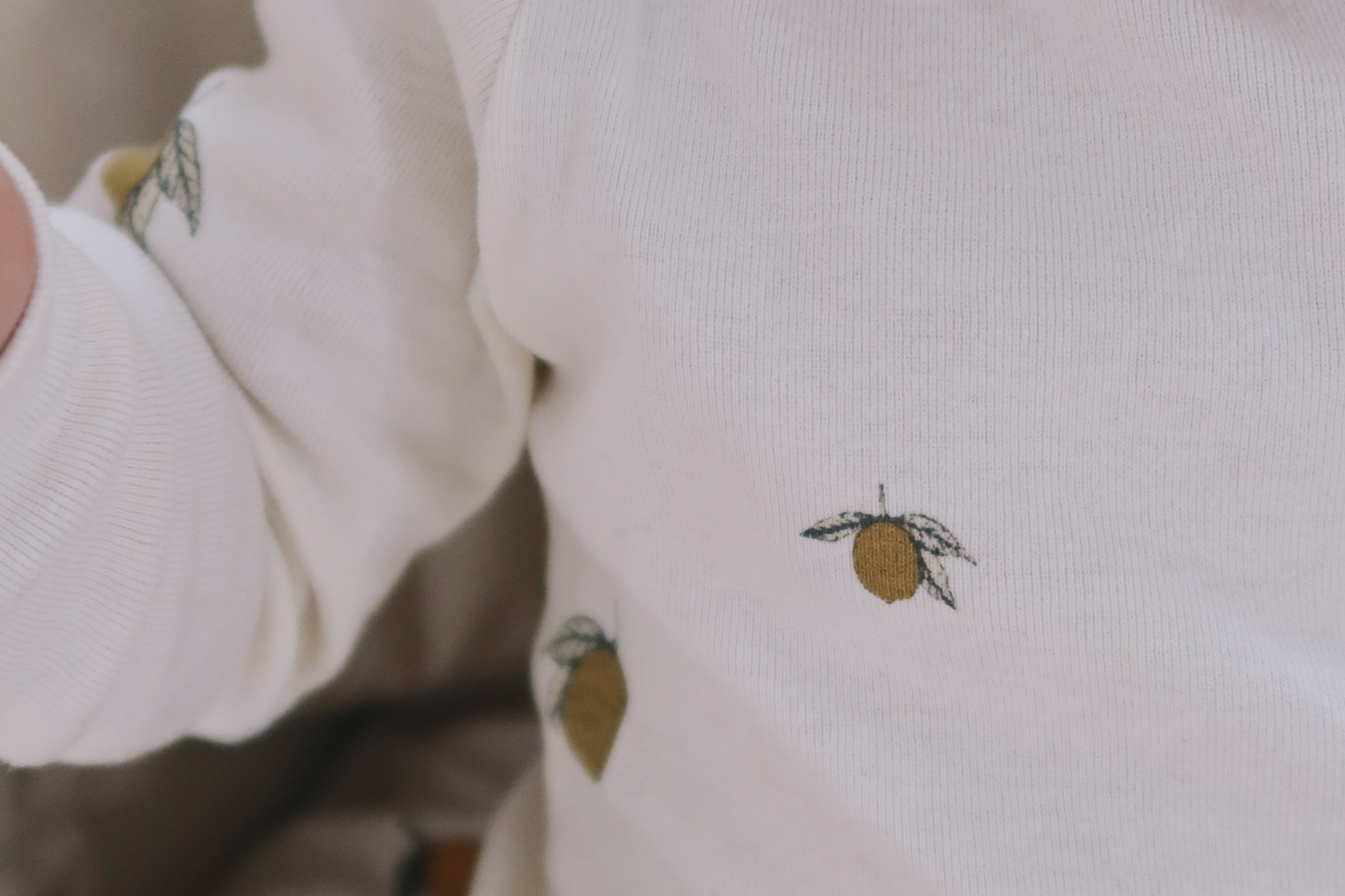 Konges Sløjd A/S ONESIES lemon