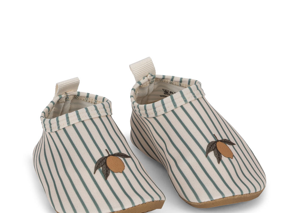 Konges Sløjd A/S Badeschuhe tea stripe