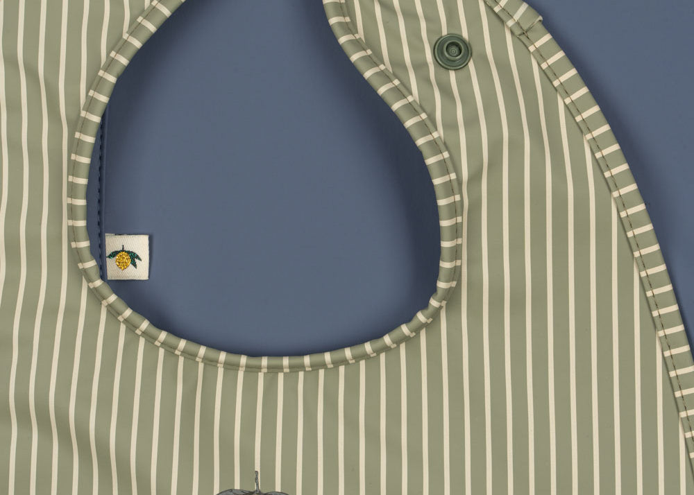Konges Sløjd A/S Lätzchen tea stripe/flint stone