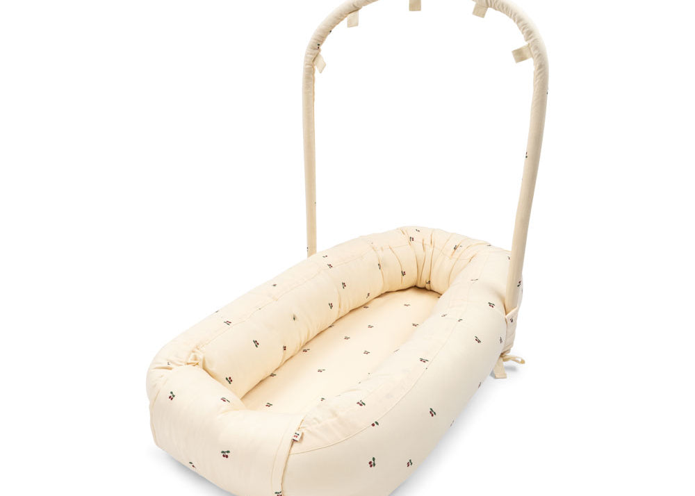 Konges Sløjd A/S Babynest cherry