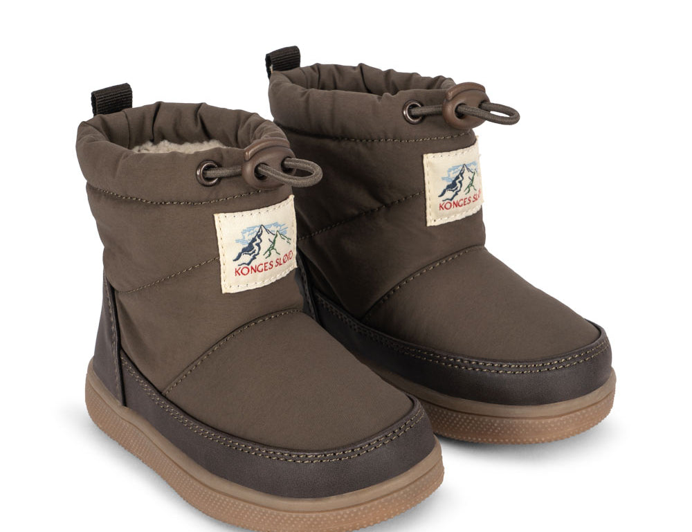 Konges Sløjd A/S BOOTS walnut